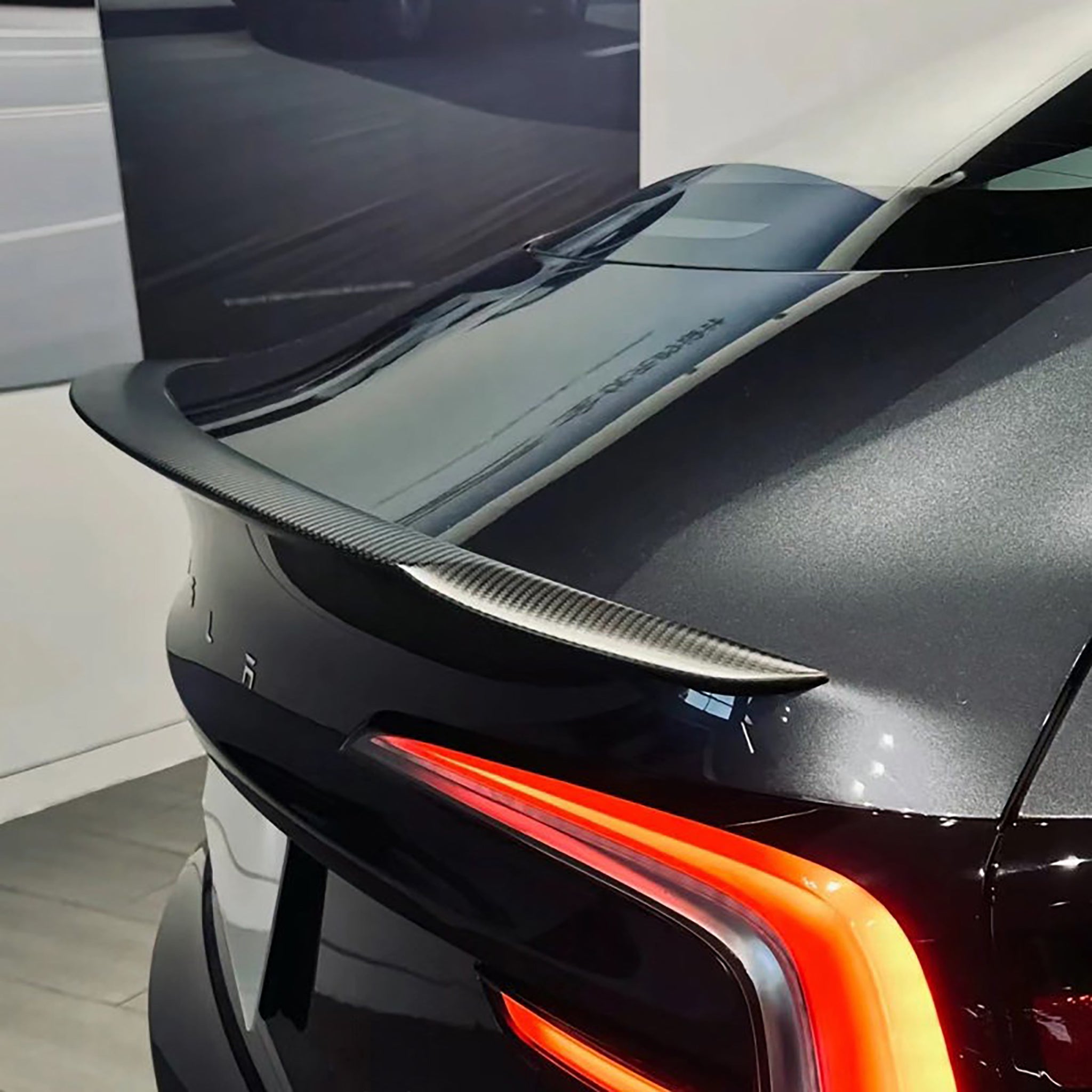 2024+ Tesla Model 3 Real Carbon Fiber Spoiler - Enhance Performance & Aerodynamics