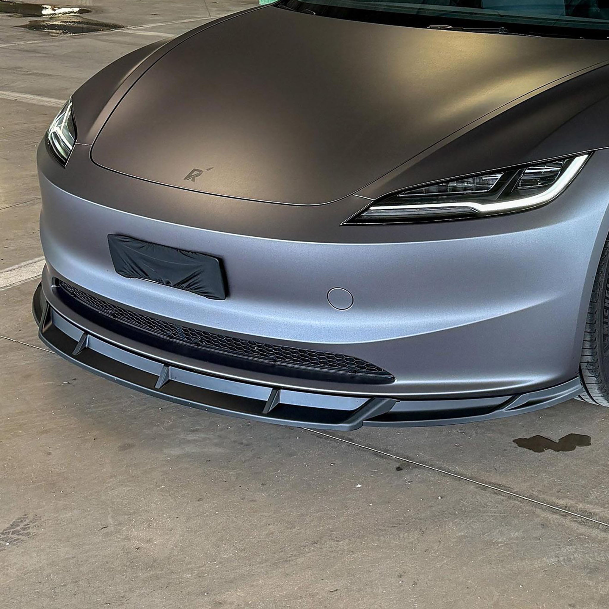 Aero Front Lip Spoiler For Tesla 2024 Model 3 Highland (3 pieces)