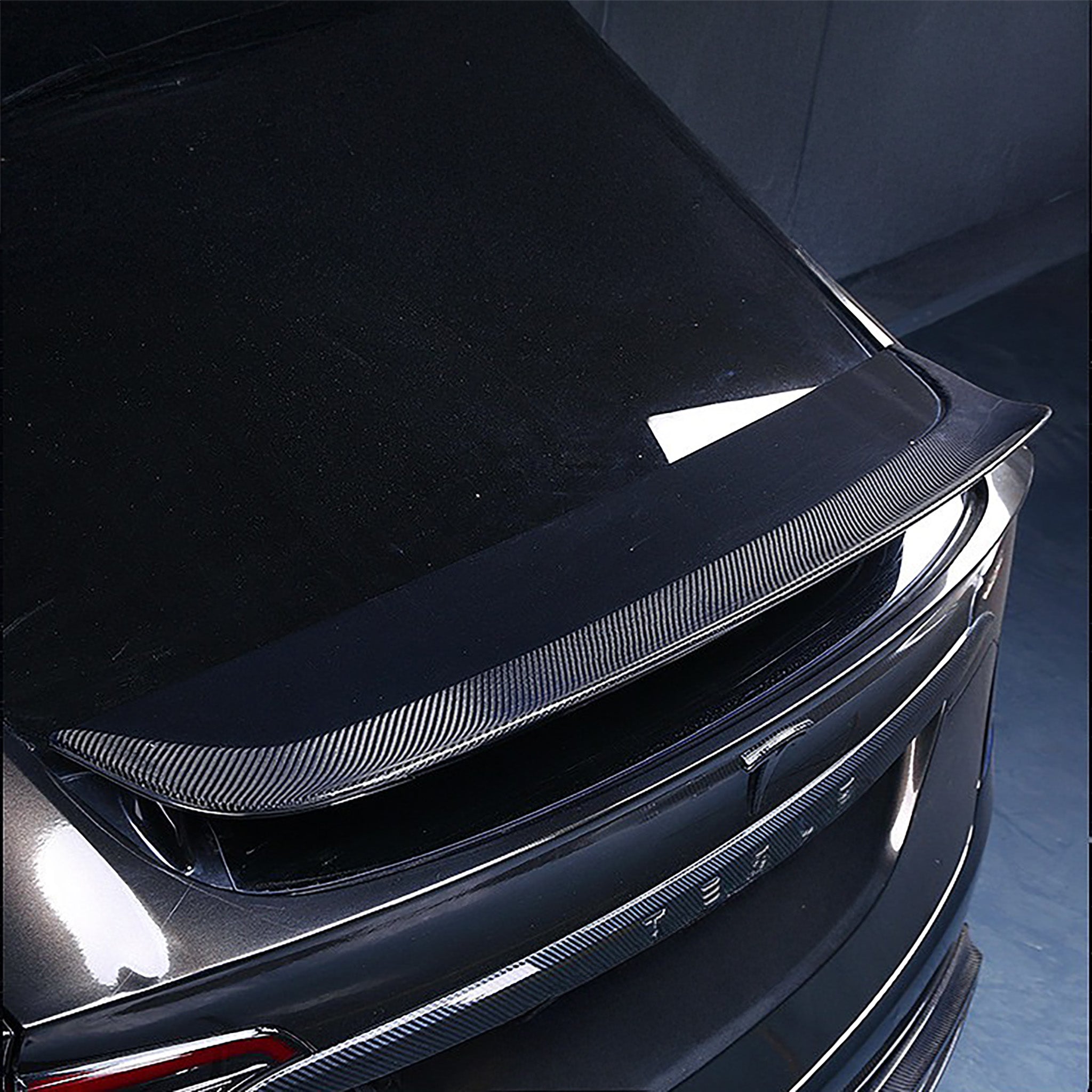 Real Carbon Fiber Wing Sporty Spoiler for Tesla Model X (2021-2025)