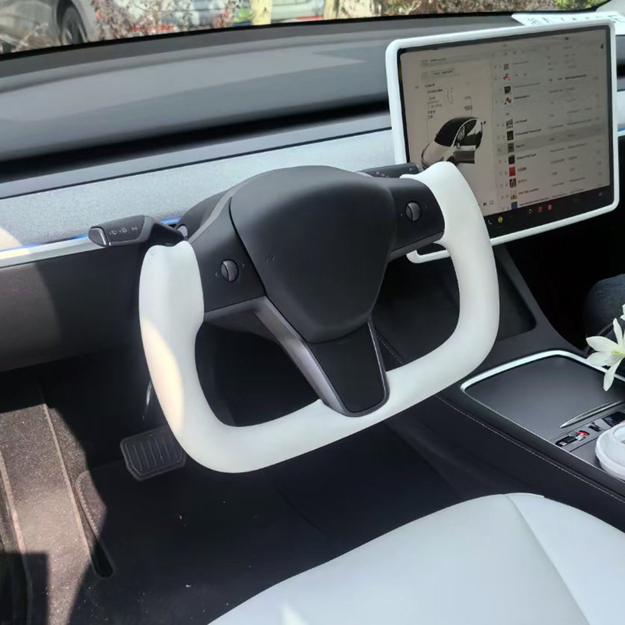 Custom Yoke Steering Wheel for Tesla Model 3/Y | YESLAK